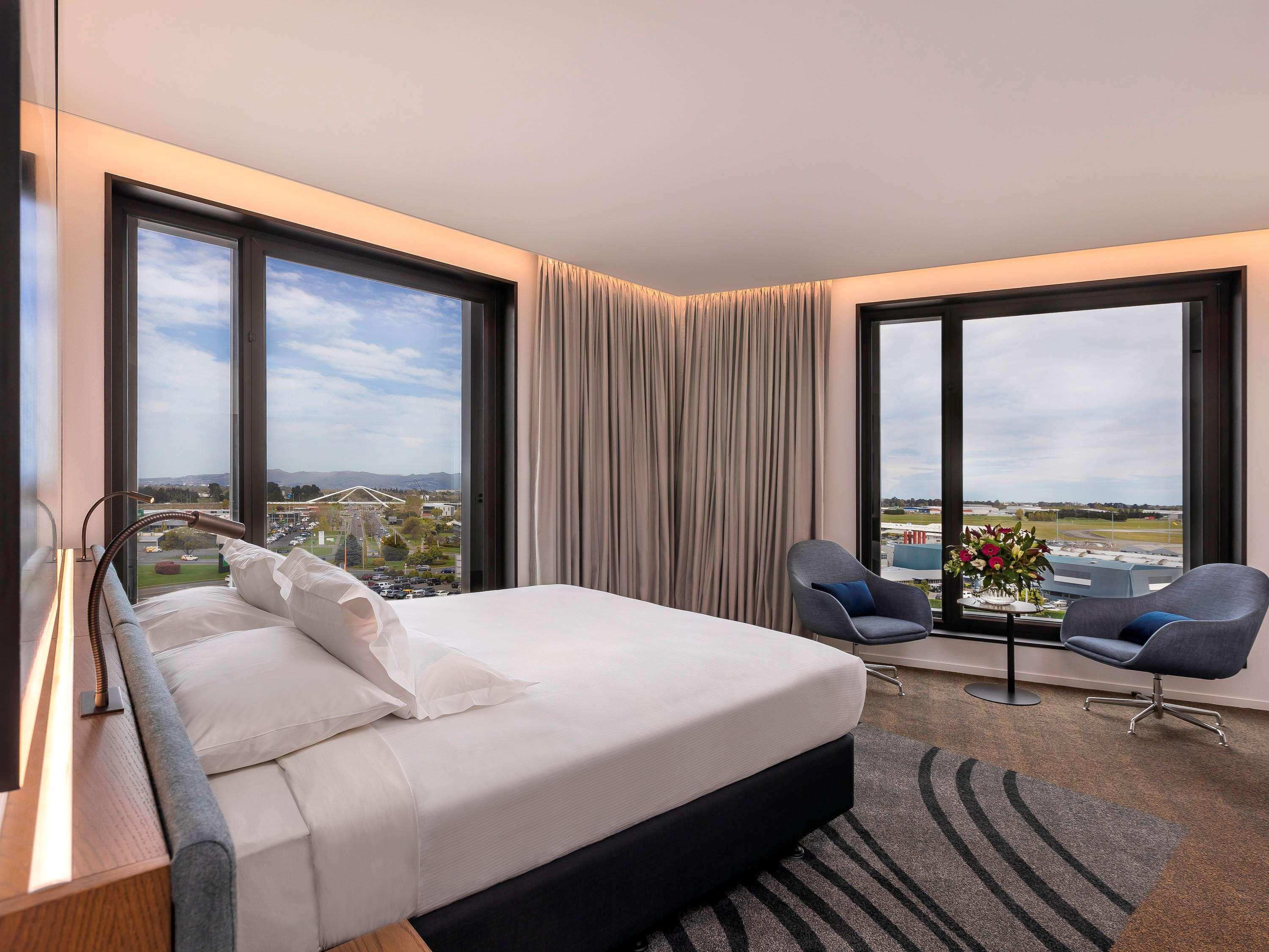Novotel Christchurch Airport Экстерьер фото