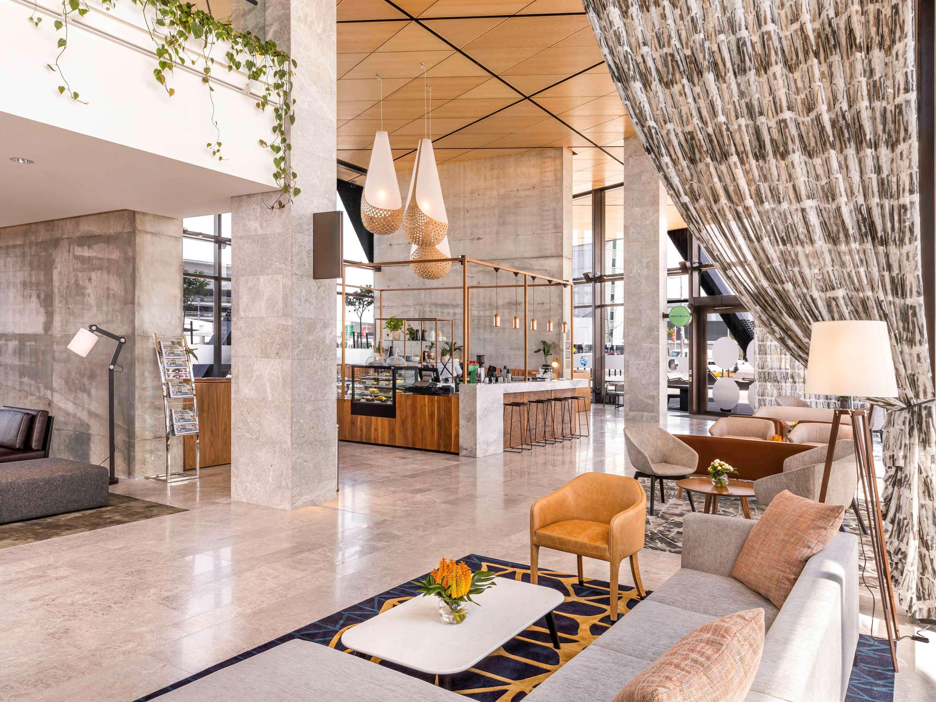 Novotel Christchurch Airport Экстерьер фото