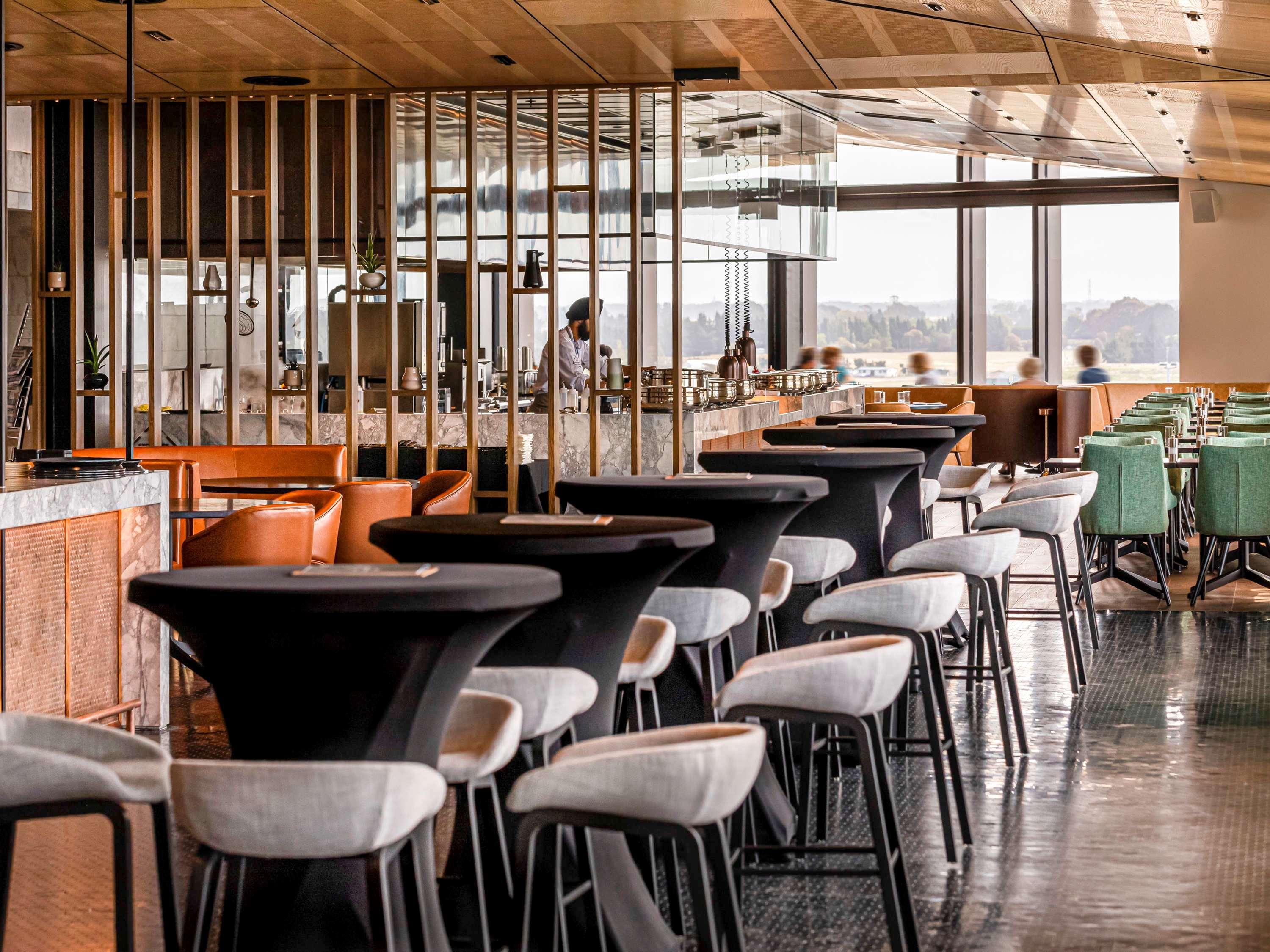 Novotel Christchurch Airport Экстерьер фото